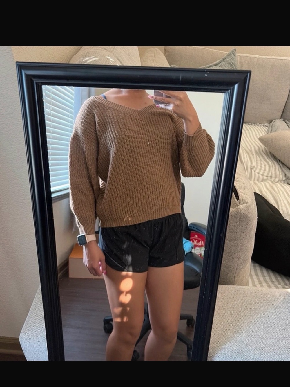 Relaxed V-Neck Chunky Knit Sweater in Brown